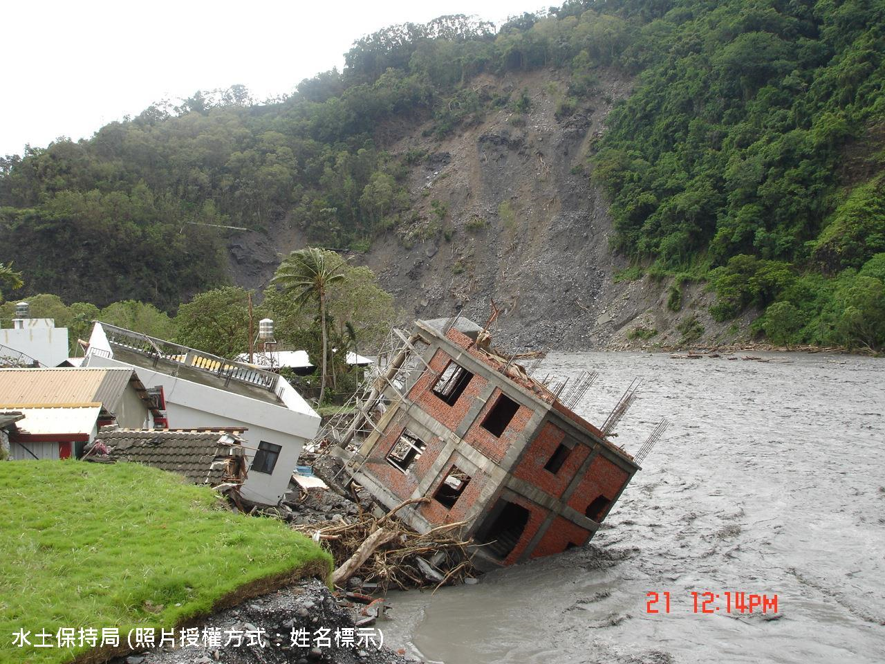 海棠颱風時，太麻里溪河水暴漲，造成太麻里溪畔嘉蘭村16棟房舍流失，此區域於98年莫拉克颱風時沖毀區域再擴大，造成63戶民宅毀損。