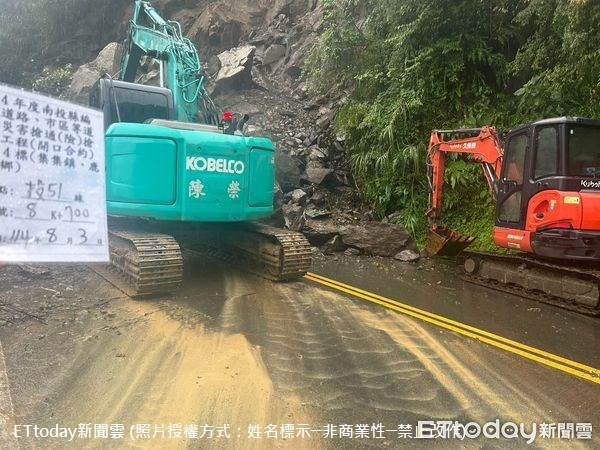 114年08月03日南投縣政府指出，投51線8K+700處發生土石坍方、雙向交通中斷，縣府工務處目前請開口契約場商進行道路搶修封閉；投89線28公里處則有落石，同樣請開口契約廠商協助清除。