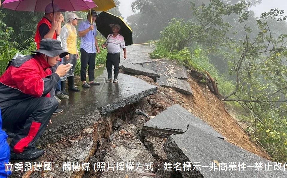 114年08月04日立法委員劉建國4日緊急會同水保局與河川局官員前往勘災，此次災情集中於林內鄉林北、湖本、坪頂及林茂等地，受損情形尤以坪頂村雲61鄉道最為嚴重。